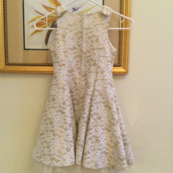 Girls dress size 6 - Picture 4 of 7